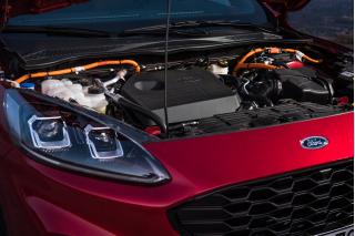 Ford Kuga PHEV: 225 ίπποι με κατανάλωση από 1,4lt/100km